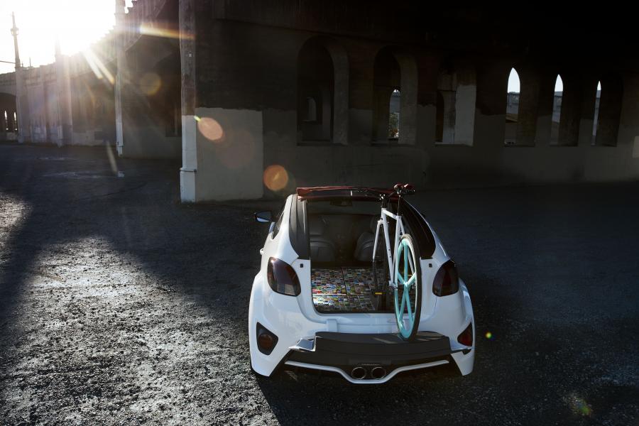  Hyundai Veloster C3 Roll Top Concept 2012 года  (фото 17 из 32)
